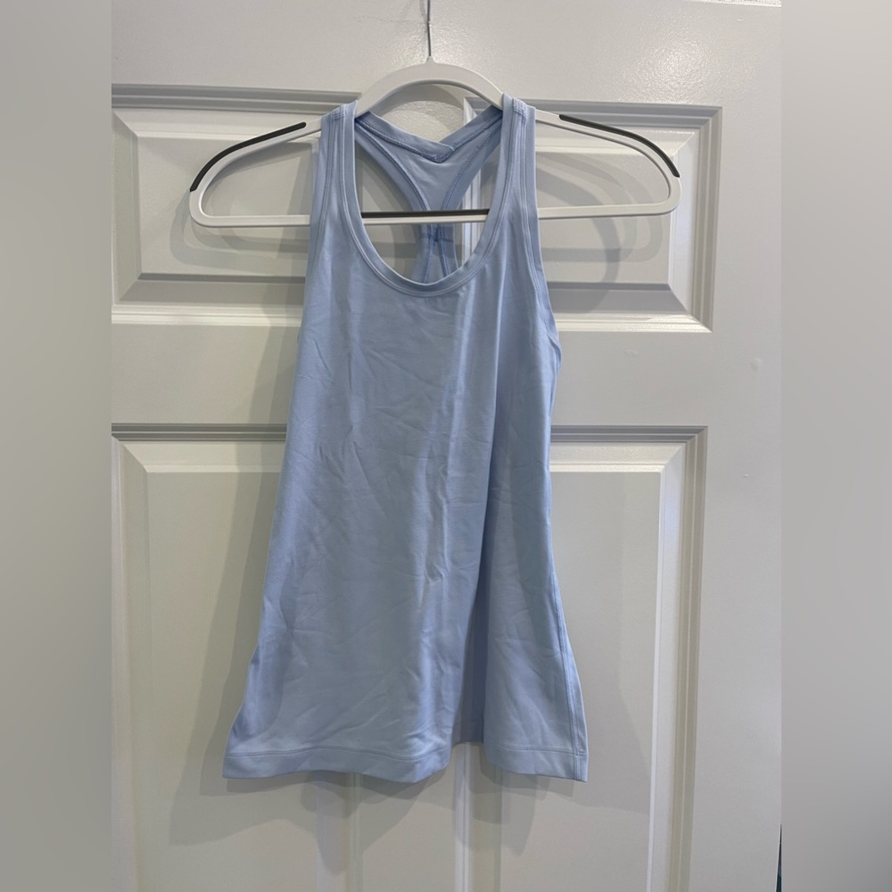 Lululemon tank top - never worn